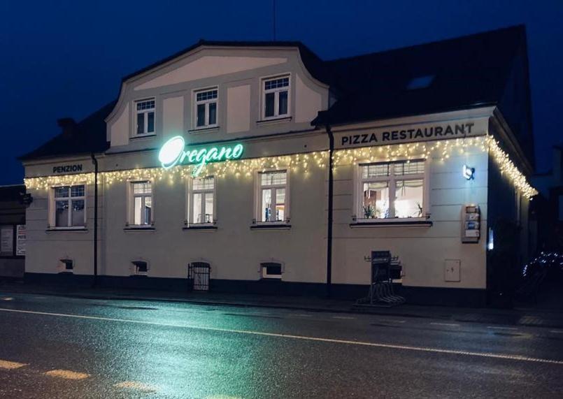 Penzion Oregano Třeboň Exterior foto